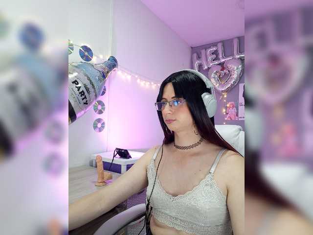 Live sex webcam photo for kim-edwards #277266278