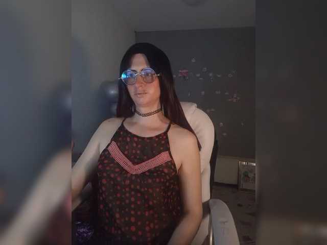 Live sex webcam photo for kim-edwards #289678686