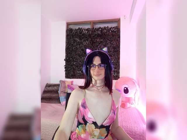 Live sex webcam photo for kim-edwards #290720701