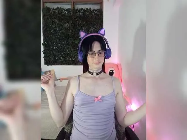 Live sex webcam photo for kim-edwards #290934970