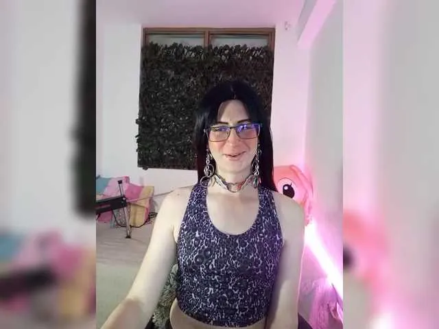 Live sex webcam photo for kim-edwards #290986316