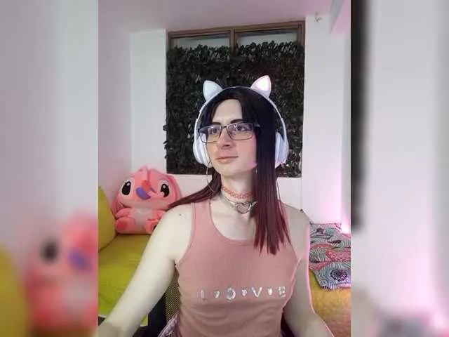 Live sex webcam photo for kim-edwards #291128231