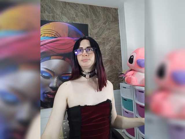 Live sex webcam photo for kim-edwards #291209241