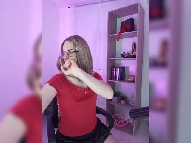 Live sex webcam photo for kim-edwards #292363160