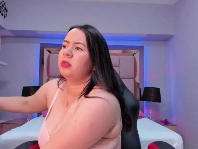 Live sex webcam photo for kim-garam #276269770