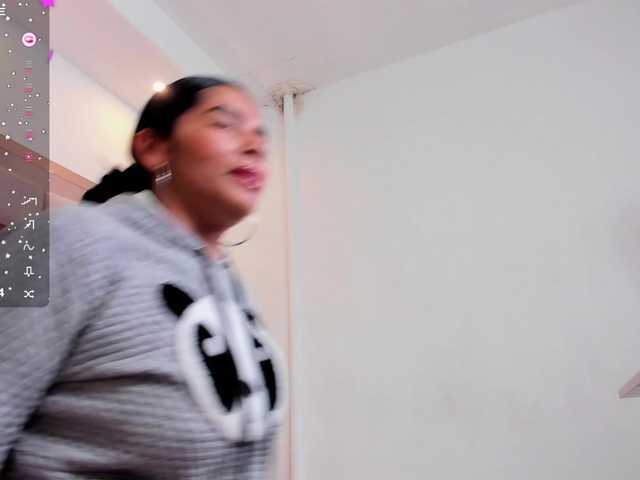 Live sex webcam photo for kimbayamahina #290695502