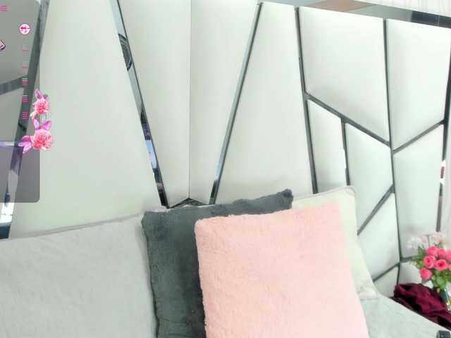 Live sex webcam photo for kimberlydaring #290501917