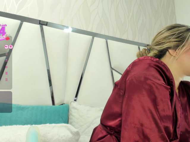 Live sex webcam photo for kimberlydaring #291588068