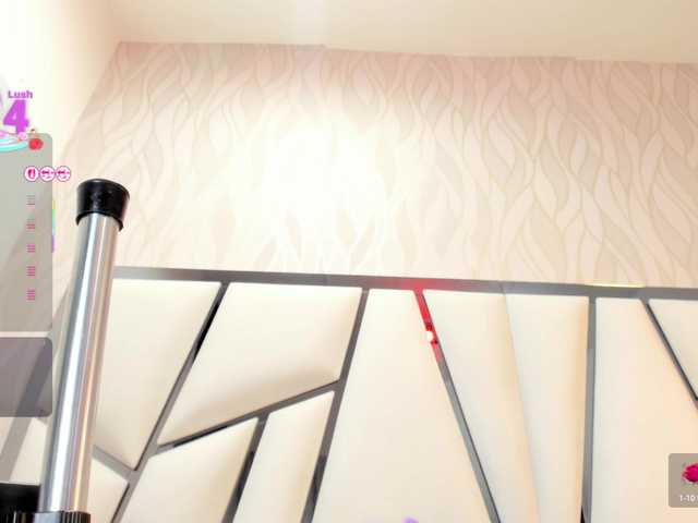 Live sex webcam photo for kimberlydaring #291960799