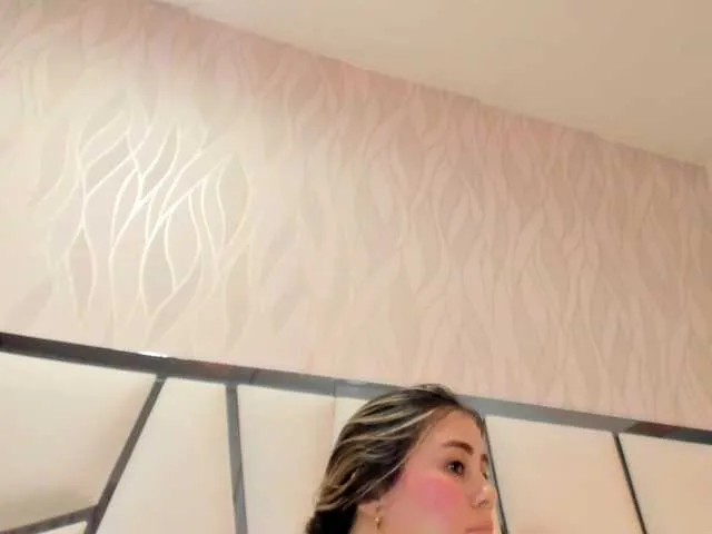 Live sex webcam photo for kimberlydaring #292054678