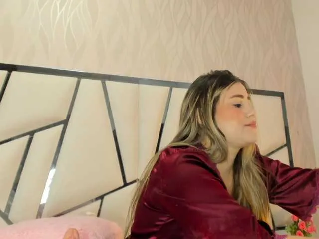 Live sex webcam photo for kimberlydaring #292260869