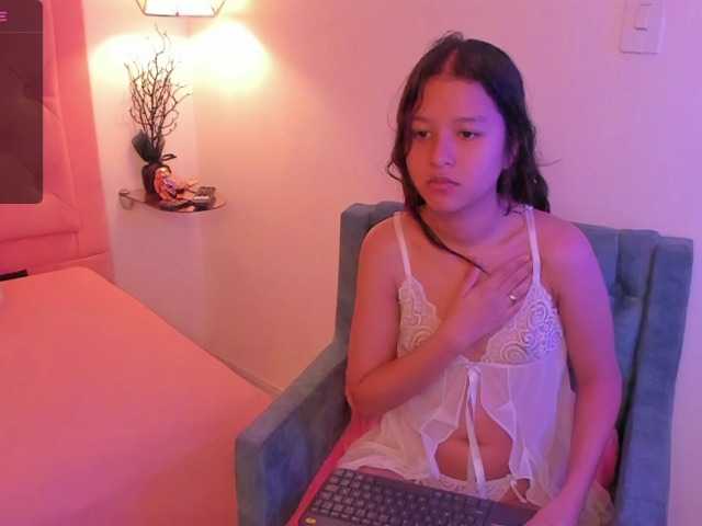 Live sex webcam photo for kimmy099 #276755207