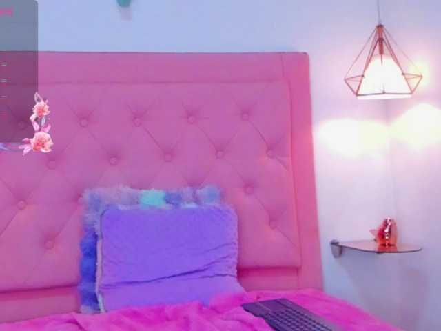 Live sex webcam photo for kimmy099 #277853114