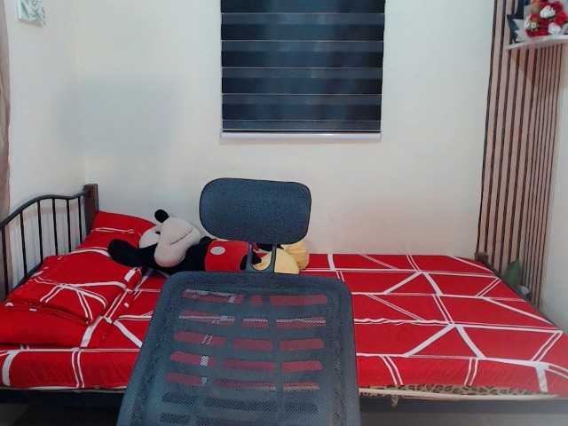 Live sex webcam photo for kimmyhottie #291585345