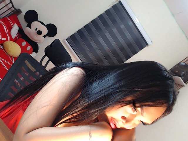 Live sex webcam photo for kimmyhottie #291591650