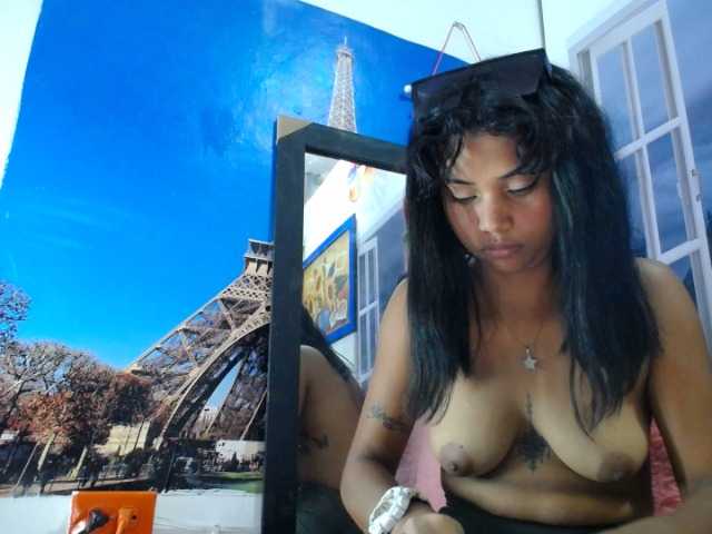 Live sex webcam photo for kimsam #275445354