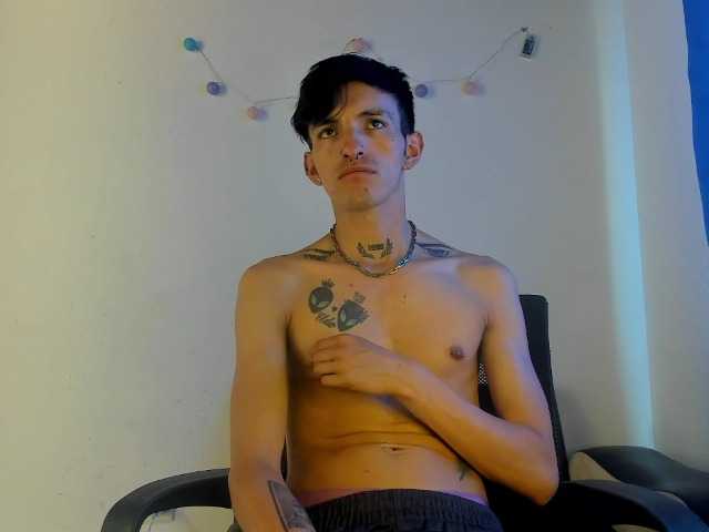 Live sex webcam photo for kimtaehyung98 #290001180