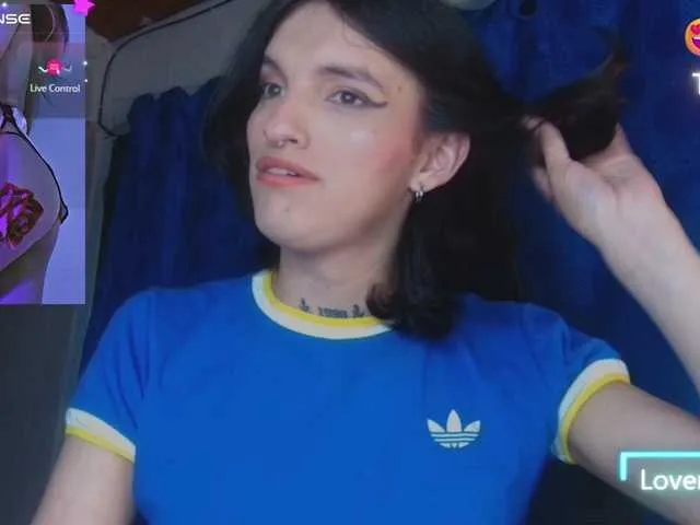 Live sex webcam photo for kimtaehyung98 #292070382