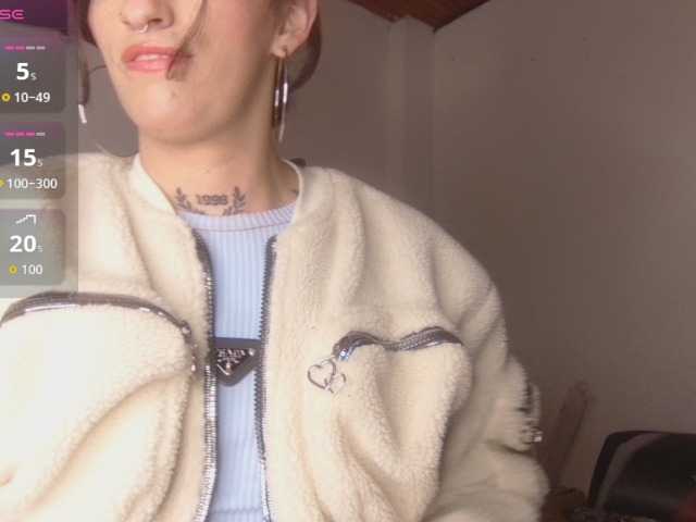 Live sex webcam photo for kimtaehyung98 #292379275