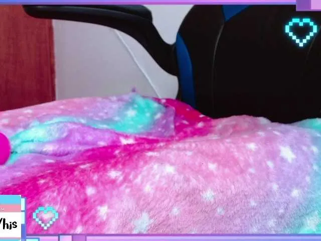 Live sex webcam photo for kingkevint2m #290446086