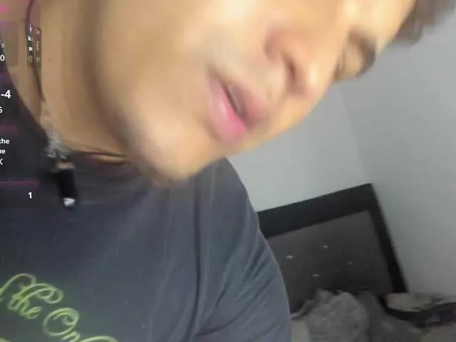 Live sex webcam photo for kings-of-sex29 #290285945