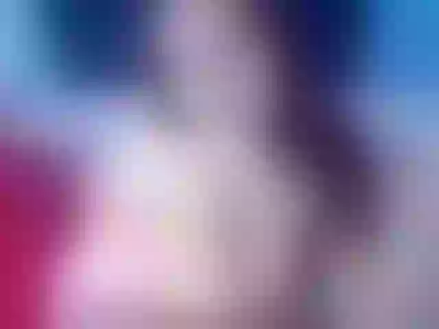 Live sex webcam photo for kinky-redhead18 #290348335
