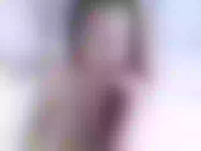 Live sex webcam photo for kinky-redhead18 #290814417