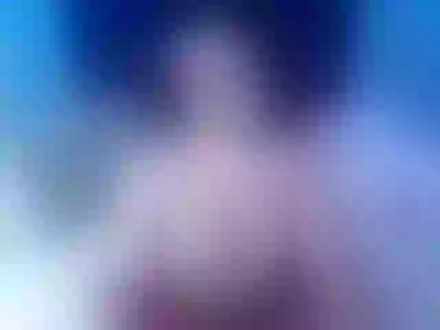 Live sex webcam photo for kinky-redhead18 #290921333