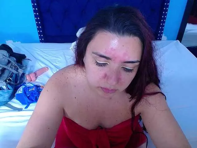 Live sex webcam photo for kinky-redhead18 #291214435
