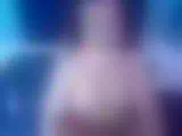 Live sex webcam photo for kinky-redhead18 #292035895