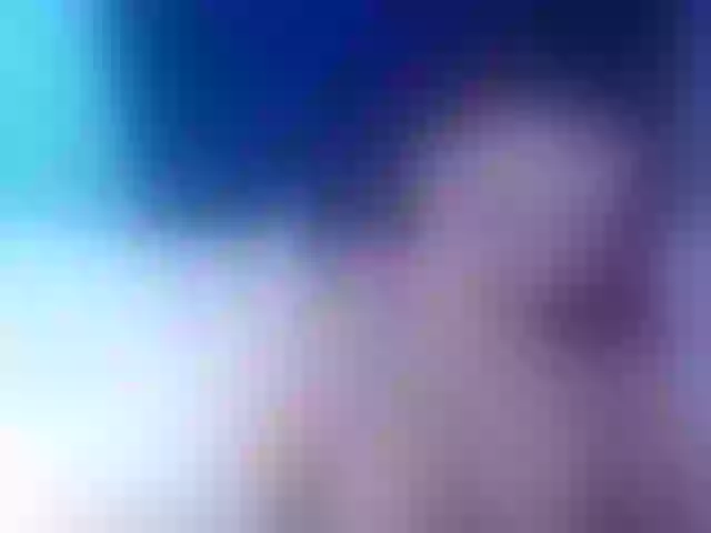 Live sex webcam photo for kinky-redhead18 #292115793