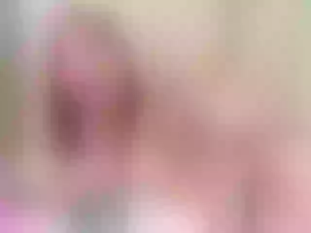 Live sex webcam photo for kinkyhousewifee #290885804