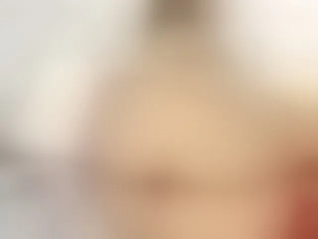 Live sex webcam photo for kinkyhousewifee #292898952