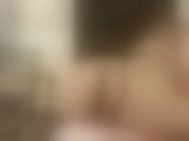 Live sex webcam photo for kinkyhousewifee #293605630