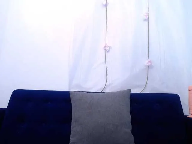 Live sex webcam photo for kinkykuromi #274397082