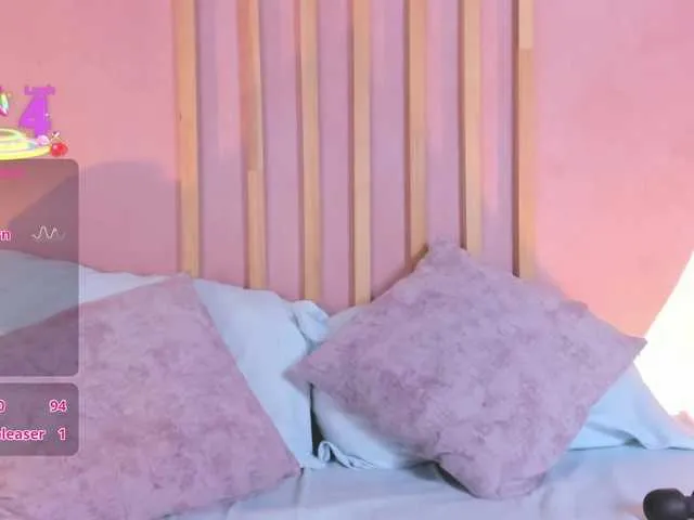 Live sex webcam photo for kira-rodriguez #291612036