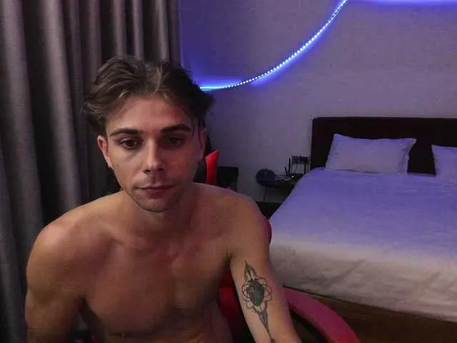 Live sex webcam photo for kiraandsam #291489797