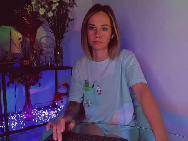 Live sex webcam photo for kirillenok #290357830