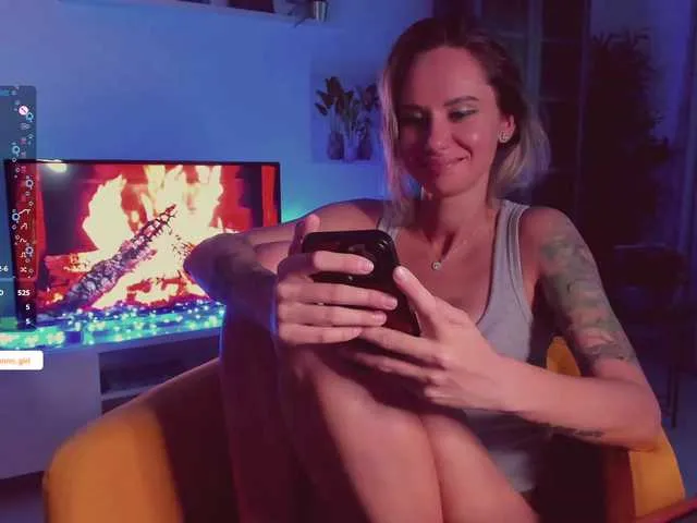 Live sex webcam photo for kirillenok #292097727