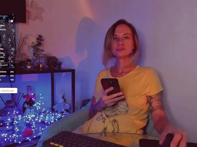 Live sex webcam photo for kirillenok #292384598