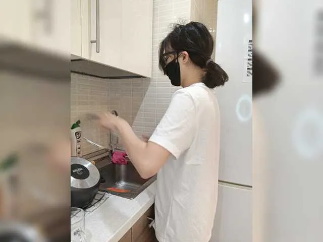 Live sex webcam photo for kisik258 #275634491