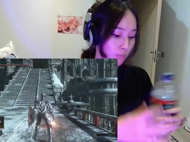 Live sex webcam photo for kisik258 #276321625