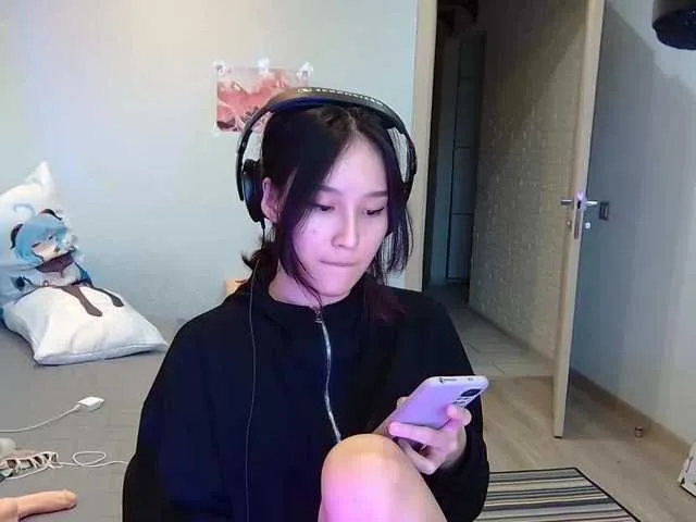 Live sex webcam photo for kisik258 #276323621