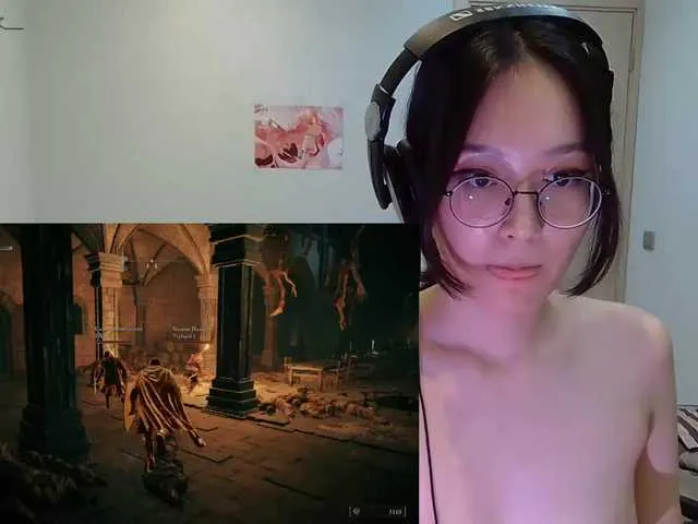 Live sex webcam photo for kisik258 #276442129