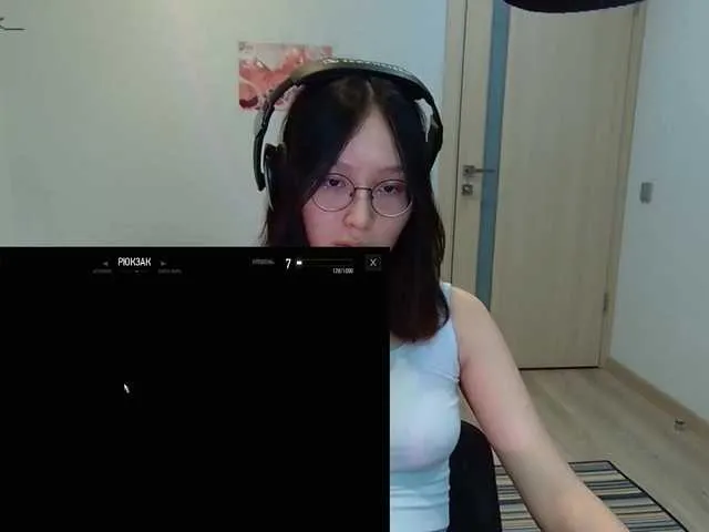 Live sex webcam photo for kisik258 #276539449