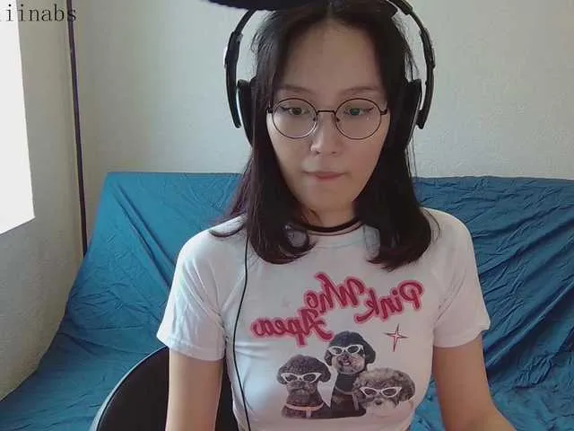 Live sex webcam photo for kisik258 #277009638