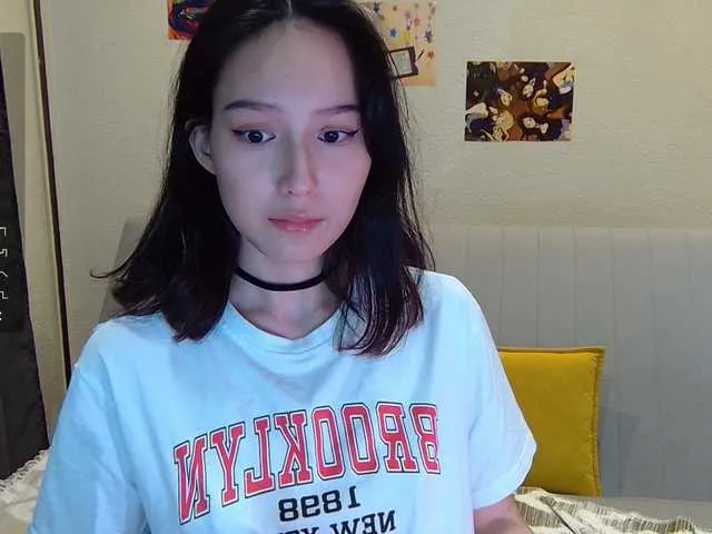 Live sex webcam photo for kisik258 #277459433