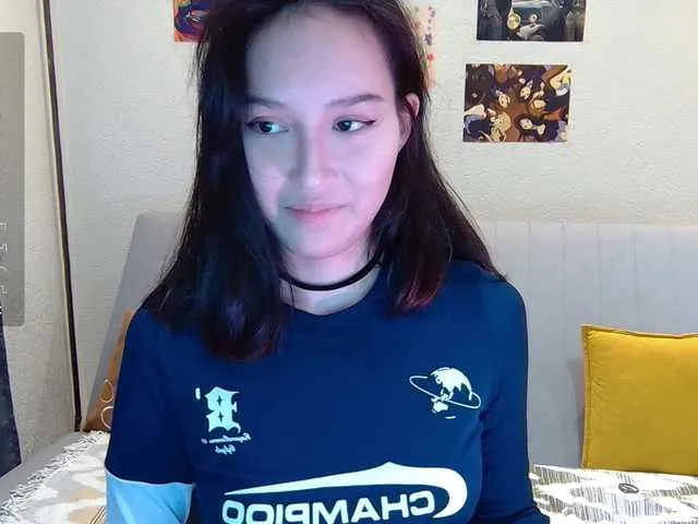 Live sex webcam photo for kisik258 #277480613