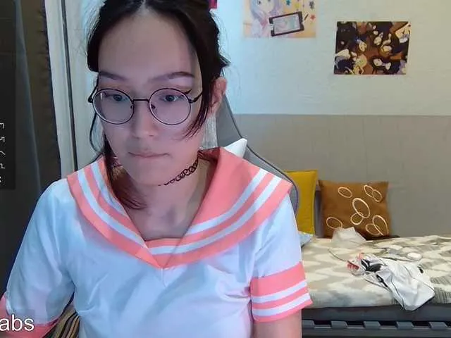 Live sex webcam photo for kisik258 #277587382