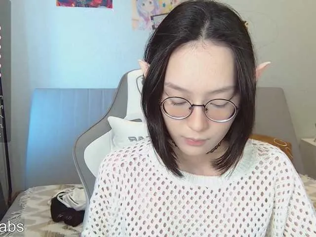 Live sex webcam photo for kisik258 #277817870